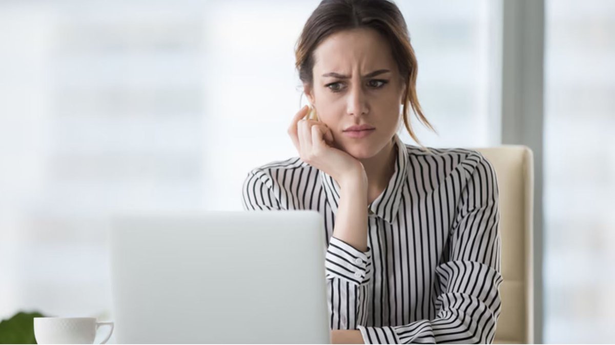 FBIElPaso's tweet photo. #BBBScamAlert: If you are applying for jobs online, do your research before accepting an interview or offer. Scammers have gotten sophisticated, claiming to represent real employers, requiring interviews, &amp; even phony job offers. Check how the scam works: https://t.co/9ZR15QmhsD https://t.co/kx5LuFNhHR
