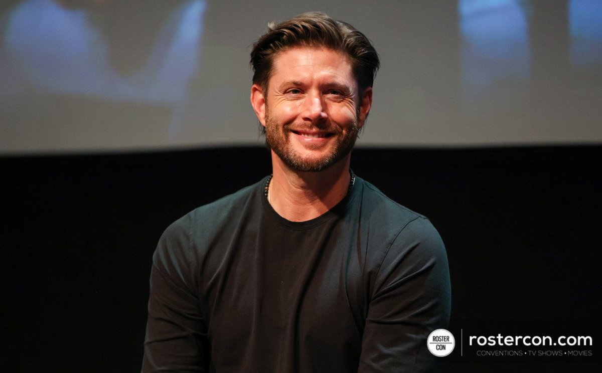 BggZineb's tweet photo. #JensenAckles #DeanWinchester #SPNFamily #Supernatural #BigSky #TheBoys #TheWinchesters #BuddyGames #DLC6 #ParisCon #SpnCon 🎧🖤🖤🫧🫧J•D•W https://t.co/ZseD03vChg
