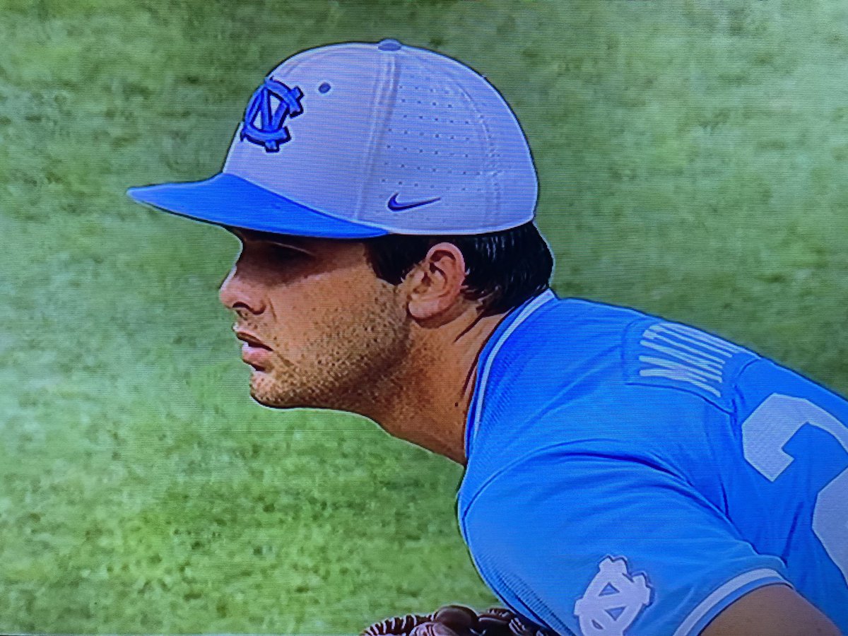 MattStewartTV's tweet image. Fabulous @NCAABaseball Chapel Hill Regional Final. @LSUbaseball leads @DiamondHeels 3-2 T8th. Tigers 5th game in 4 days. UNC 4th. Both incredible pitching depth.  LSU RHP Hellmers 5.2 scoreless IP 2-hit ball. Heels RHP Matthijs 4.1 IP 1R, 2H. Wonderful game. #NoBackingDown