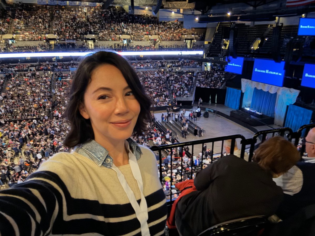 4 Key Takeaways from Omaha - Investing in Celebrity Brands lnkd.in/gT4k3mwu #celebritybrands #omaha #berkshirehathaway #warrenbuffett