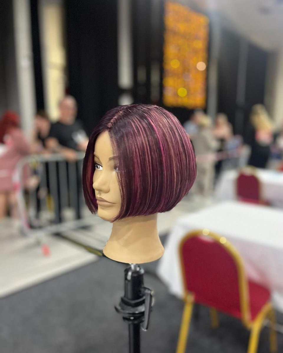 PivotPointIntl's tweet image. Creativity is intelligence having fun! ✂️🎨 #CutAndColor #PivotPoint #LearnForward (📸: redshairco)