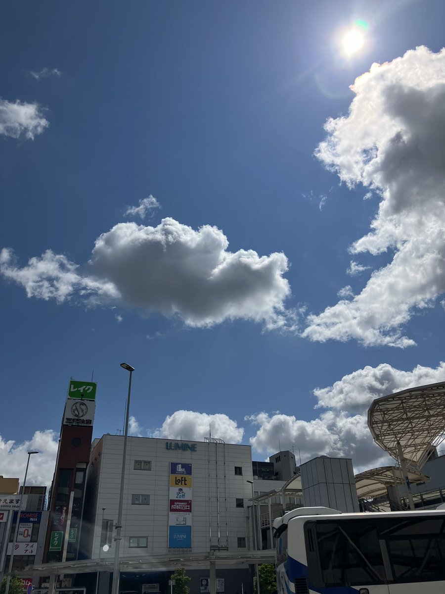ESGgroup2's tweet photo. おはようございます😃
只今の川越の天気は晴れ☀️
気温は22度です✨

本日も一日頑張りましょう✊⤴️

＃企業公式相互フォロー
 #企業公式が毎朝地元の天気を言い合う https://t.co/CPVRJiDOep