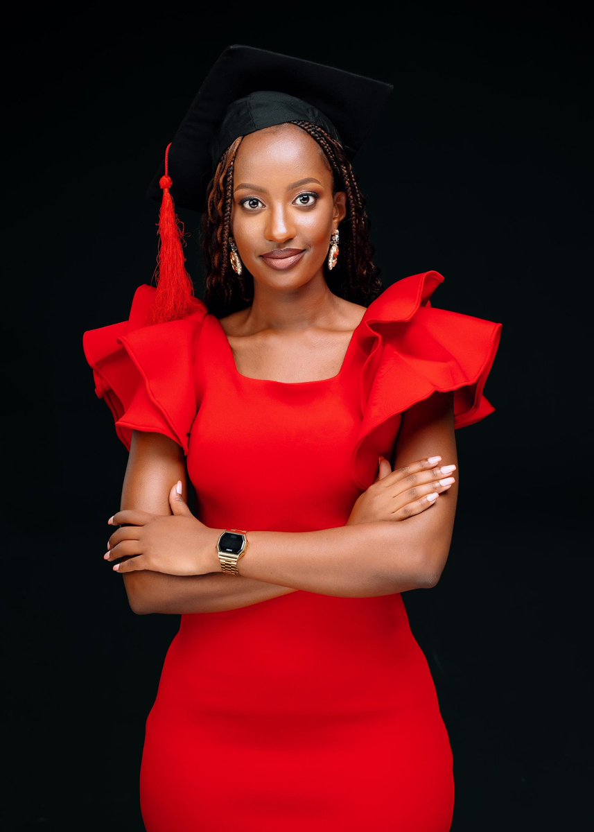 happinessfashi1's tweet photo. Capturing grace and style in a dress crafted with love ❤️
#madeinRwanda #Dresses #IGdress #Fashion #Classicdress #beauty #elegant #HappinessFashion #HF #Rwot https://t.co/cVEYpNCgl1