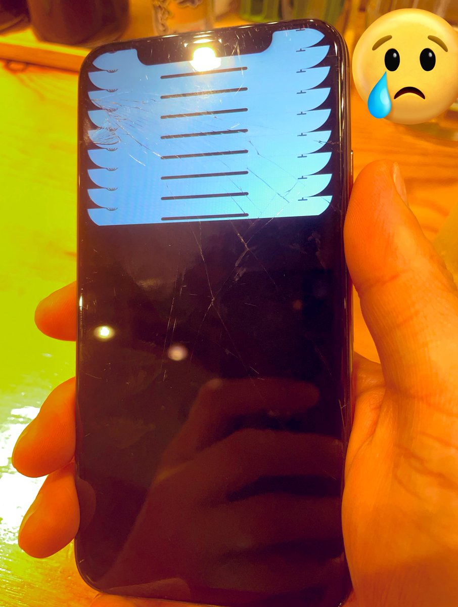 やっと

人がいて充電が出来る文明のある所に辿り着いて街に戻ってきた感激のポスト🚰 ‧̫🚰  (ᐡㅠ ̫ ㅠᐡ)

この話はやくはなしたい