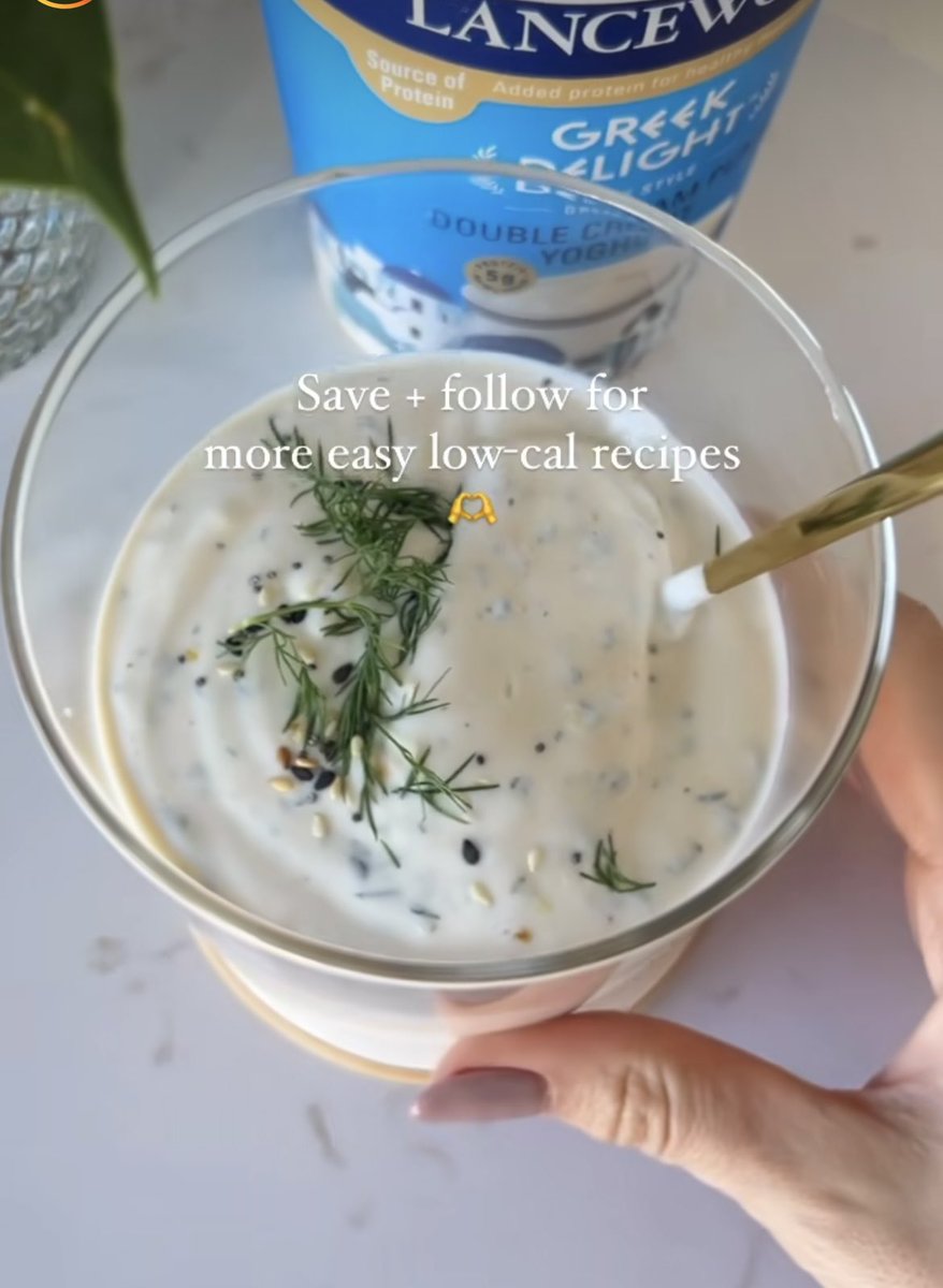 TracyCandice's tweet photo. @LancewoodDairy Totally be making Lean Girl’s Low-Calorie  Greek Yog Ranch dressing! 
It’s the bomb !!! 

https://t.co/BVEDltiIID https://t.co/CttCiGNVA1