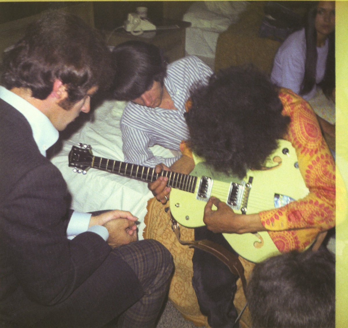 magnoliasimmss's tweet image. Even though this account never acknowledges it, Micky took this photo. Here’s a better version of it, as well as others he took, all from I’m Told I Had A Good Time: The Micky Dolenz Archives :)