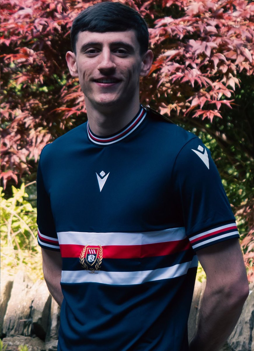 footballshirt's tweet image. Dundee FC have revealed a 24/25 &quot;Warm-Up&quot; or &quot;Pre-Match&quot; Jersey.

Read more: footballshirtculture.com/new-kits/dunde…

#DundeeFC #thedee #footballshirts #scottishfootball  #macronsports #NewKits
