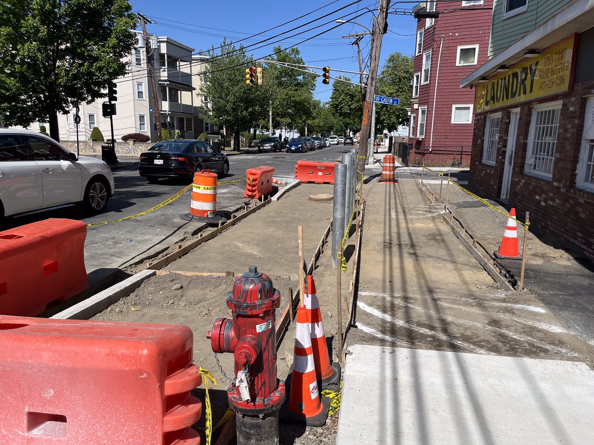 JFabi's tweet photo. Birth of a new cycle track, Washington St between Beacon St and Lincoln Park in @SomervilleCity!  (Just…hopefully something can be done about that utility pole!) #BikeLanes https://t.co/qHHIAWPQYm