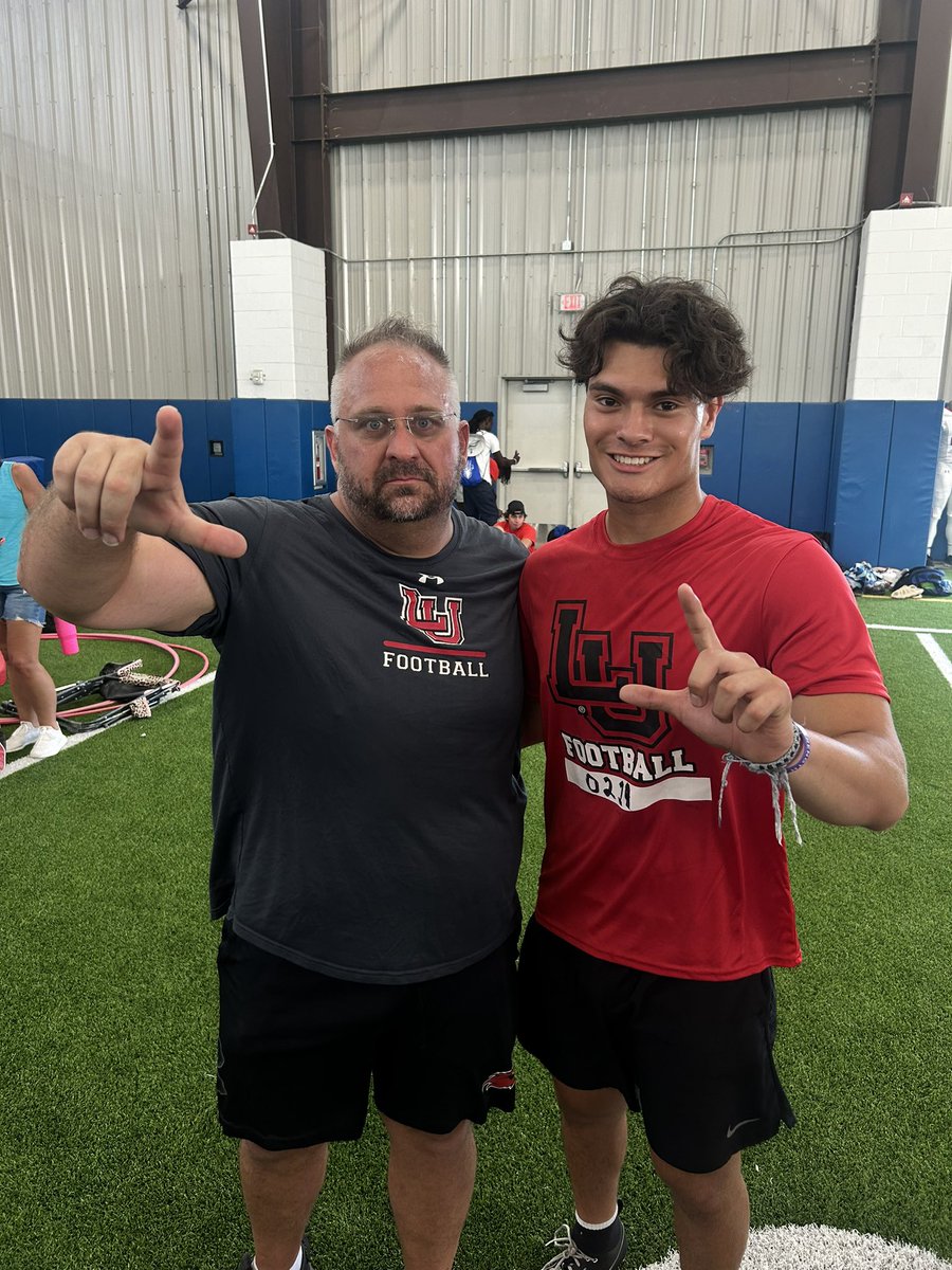 Tr__Abraham's tweet photo. I appreciate the opportunity to showcase my skills at Lamar University's football camp. Had a great opportunity to showcase my skills and put in work. Big thanks to the coaches and staff their knowledge and guidance.@CoachDaleen @DonnieBaggs_ @GxBolt @coachmac_22 @CoachDrewChrist https://t.co/cDVLr0t5OH