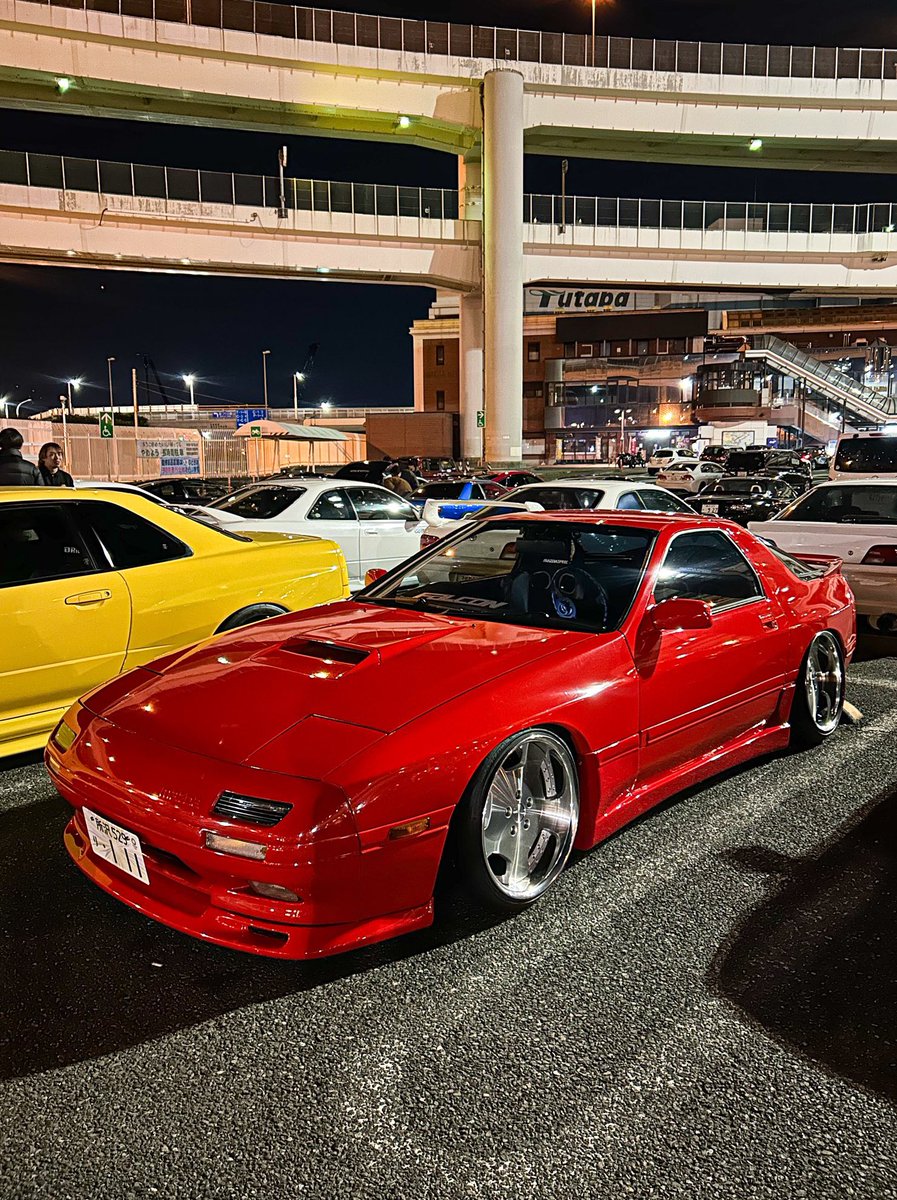 qursd_'s tweet photo. gorgeous rx7 https://t.co/snmmy9MFZh