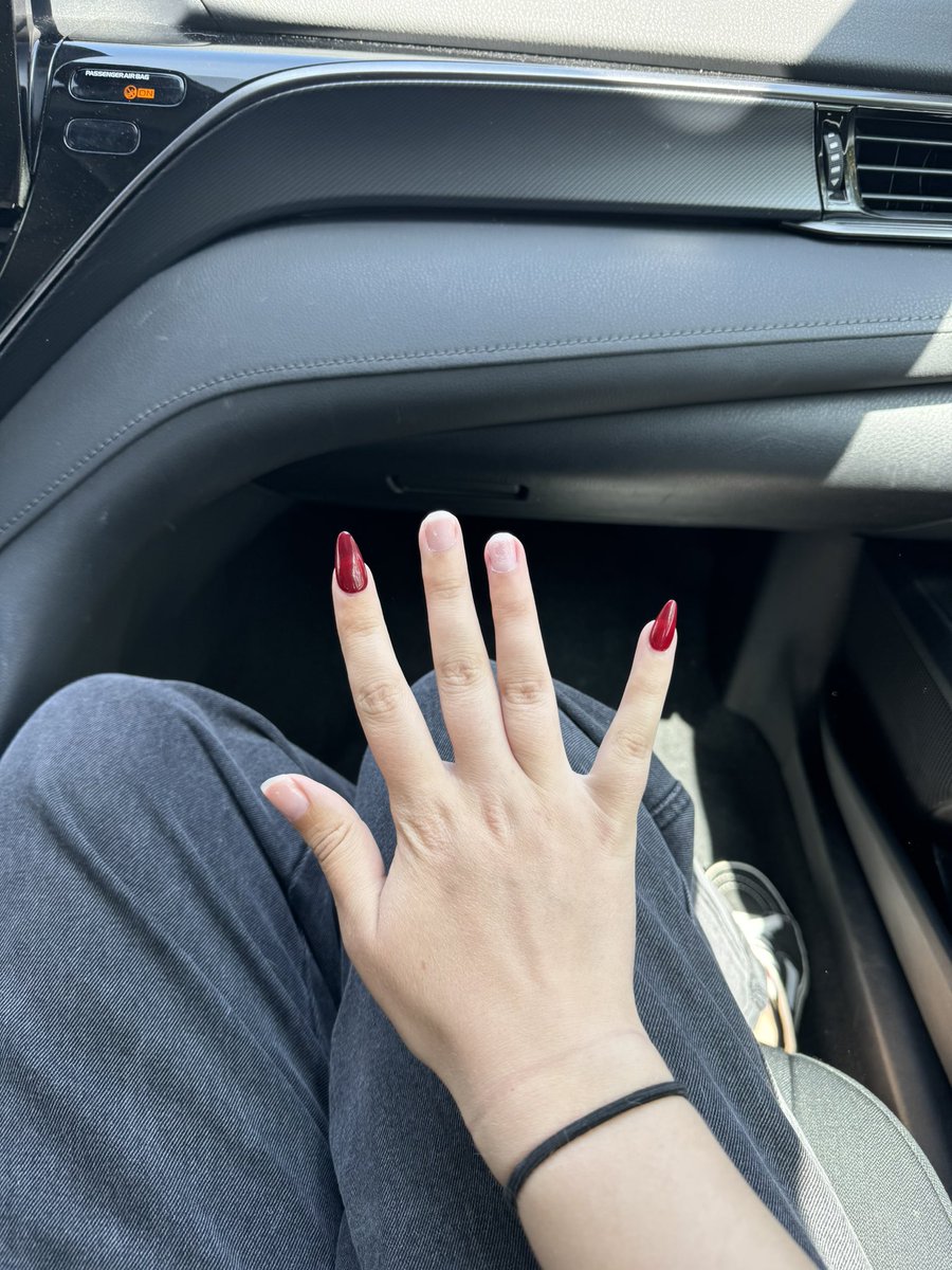 artkailin's tweet image. Officially ready for pride month!!