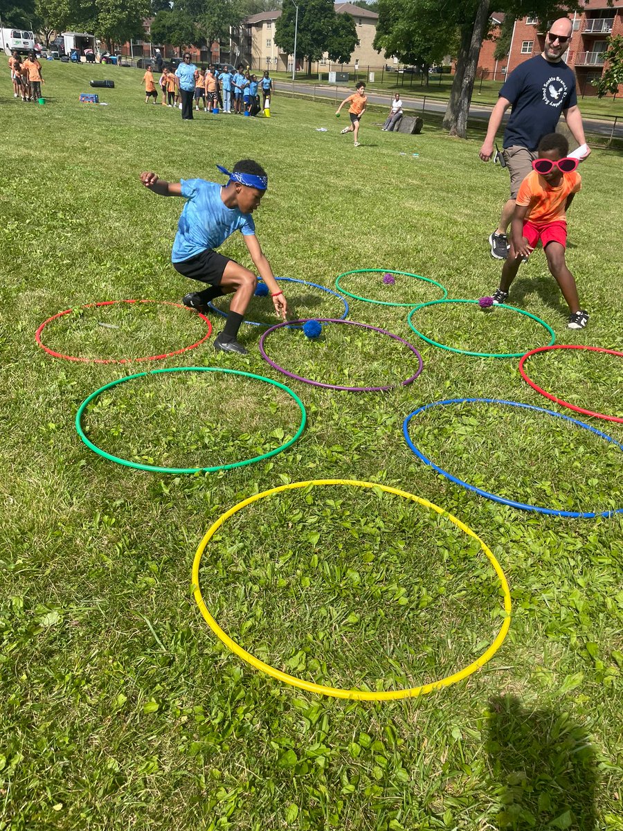 Mrs. Guenther tweet media