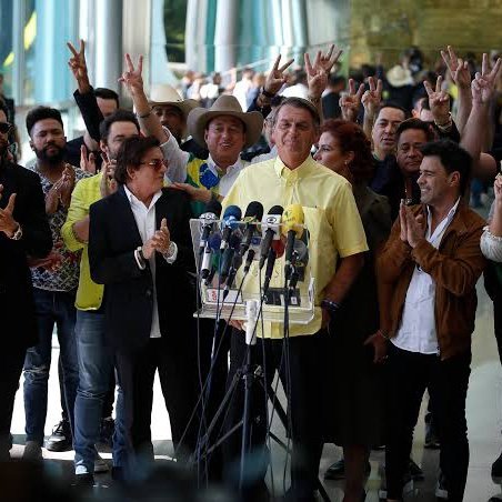 NP__Oficial's tweet image. 🚨 Atenção: l Cantores sertanejos trocaram apoio a Bolsonaro por perdão de dívidas, diz reportagem do jornalista Ricardo Feltrin, do UOL. MPF investiga