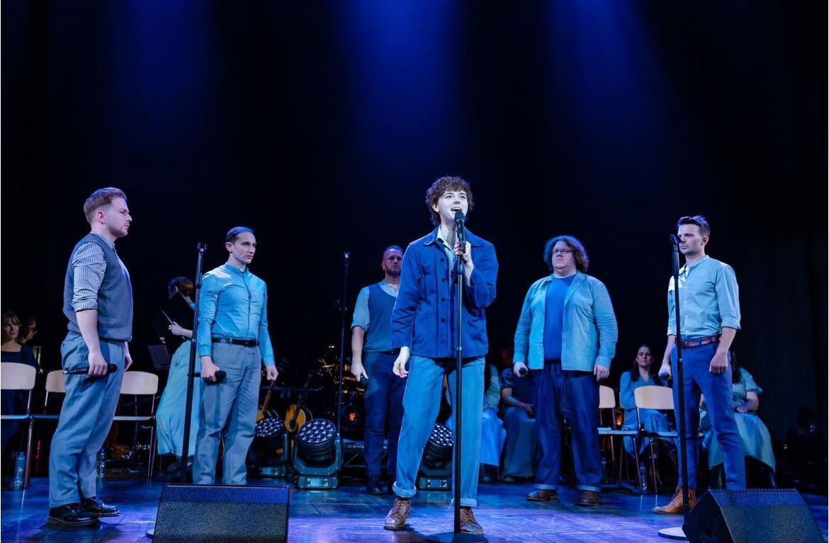 SA_Musical's tweet photo. Spring Awakening West End Reunion 🌸💜
https://t.co/AIEmFOCf0m
#SpringAwakening #JamieMuscato #JackWolfe #LucyMayBarker #CharlotteWakefield @StevenSater https://t.co/OEGnfxZLAW