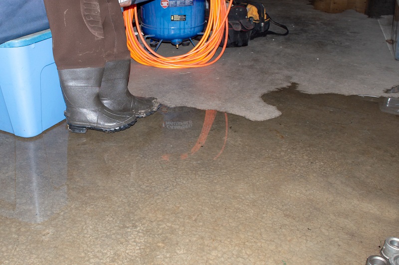 SMARTRestorati3's tweet image. What is water mitigation? It's the process of reducing or preventing the damage caused by water intrusion after a flood, leak, or burst pipe.  smartenvironmentalservices.com/water-mitigati…
#water #smart #kcservices