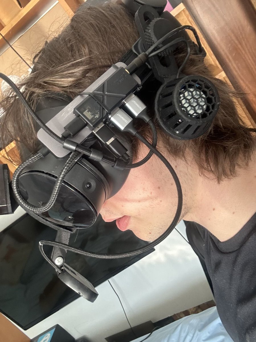 Brad Lynch tweet media