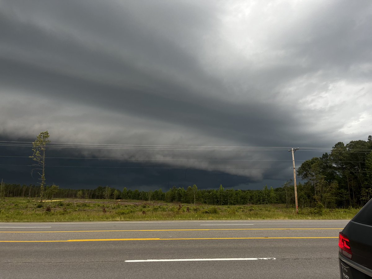 Shelf cloud as it arrived in Sheridan this afternoon. Thank you to Kristina Funderburg for the pics! <a href="/KATVNews/">KATV News</a> <a href="/natwxdesk/">The National Weather Desk</a>