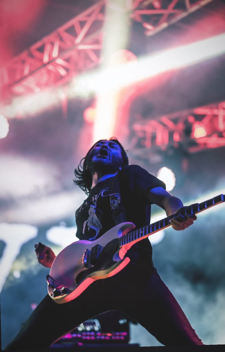 gwnninfo's tweet image. 【謹告】この度、弊社はEnvyのギタリストyOshiさんと、SGストリングスGWNN認定ユーザー契約を締結いたしました。この場をお借りして、この契約締結のためにご尽力いただいたBorisのTakeshiさんに、謹んで御礼申し上げます。
@envybandjpn 
@Borisheavyrocks
#SGstrings