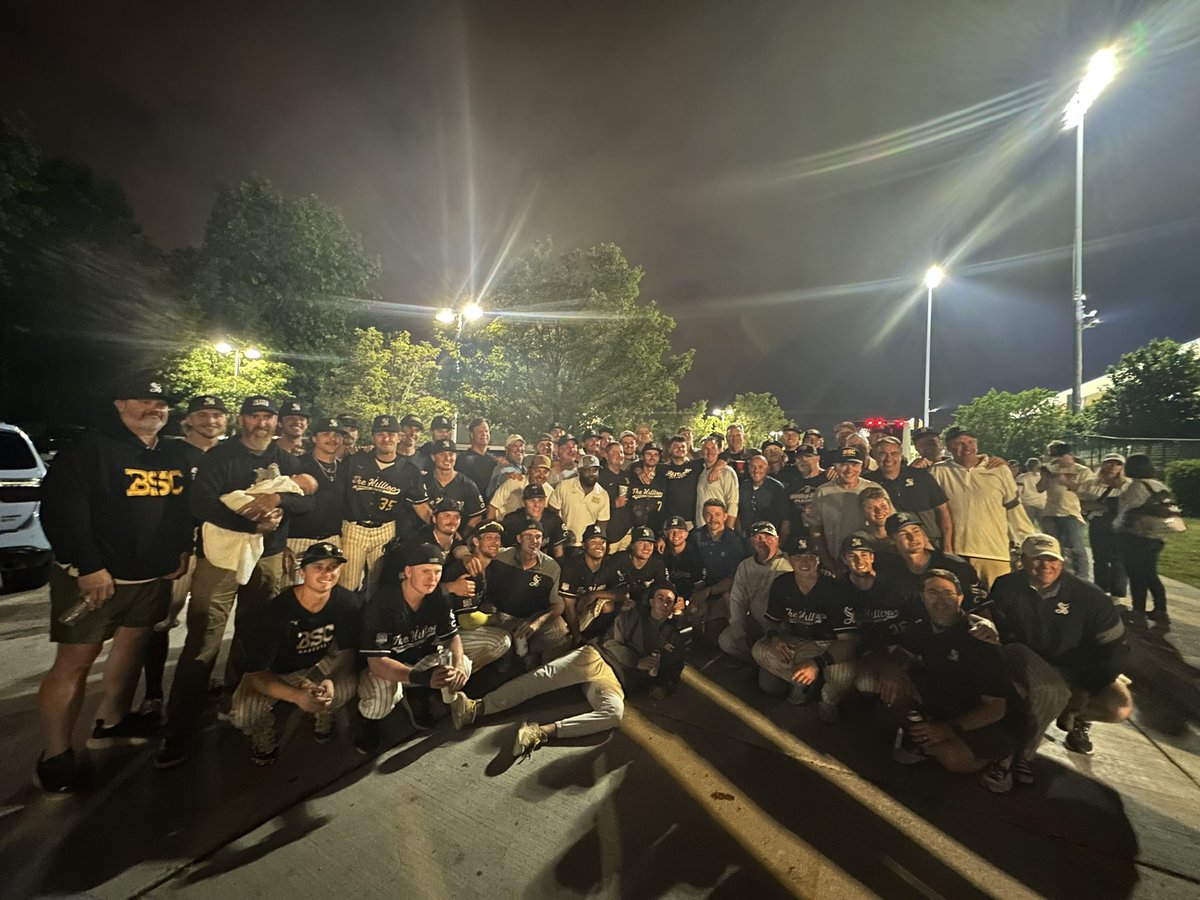 SteadmanEli's tweet image. Nothing in life is guaranteed. Enjoy the good stuff while you have it #blessedtobeapanther #neverdone