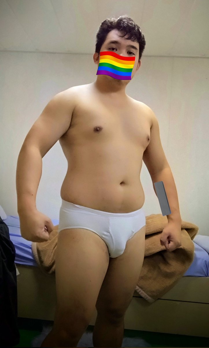Episodal_'s tweet photo. White is the culmination of all the colors of the rainbow... Emeee hahaha wala kasi ako rainbow underwear eh lolol dami rason

Happy pride🌈🌈🌈 https://t.co/LXWqvAeueM