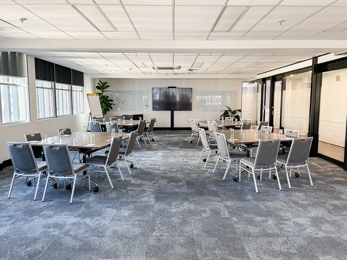 christiespaces's tweet photo. Christie Spaces Collins Street = bright lounges + professional conference rooms + sleek private offices + inclusive amenities conveniently in the centre of Melbourne!

#ChristieSpaces #CoworkingSpace #CoworkingMelbourne #MelbourneOffices #MelbourneFlexSpace #ConferenceMelbourne https://t.co/VDOKLGGZIb