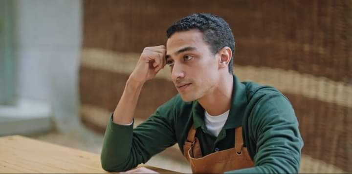 - بس فجأة وانا بحاول اسعد الناس اكتشفت اني مش مبسوط اني معرفش حد ، اني مليش صحاب ، اني بقالي كتير وحيد

 دواعي السفر ٢٠٢٤.