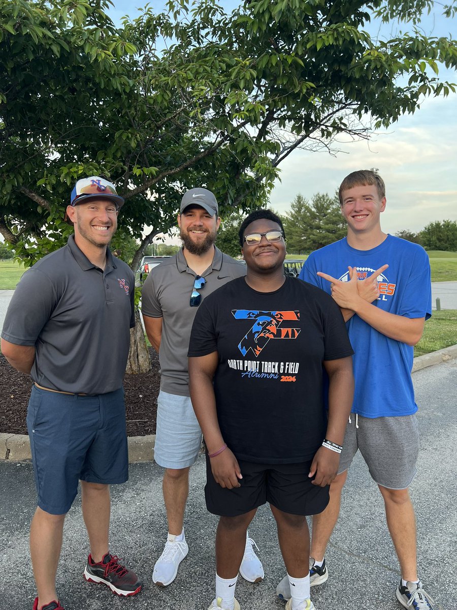 NPGrizzliesFB's tweet photo. 1st Annual North Point Football Golf Tournament is in the books!
Thanks to our @npfb12thman for the custom golf balls & to our coaches & alumni that came out!
#NPFamily #BeGREAT https://t.co/4nDfEEeL0D