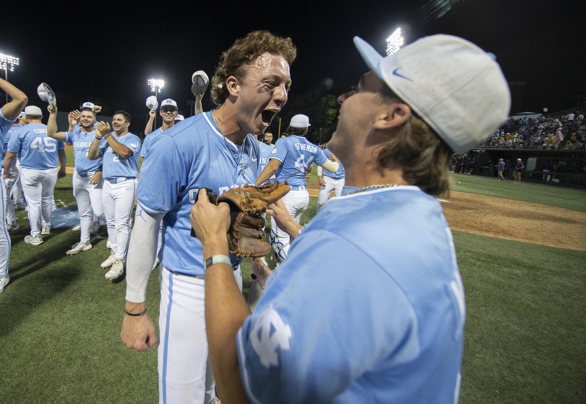 DiamondHeels's tweet image. Best. Monday. Ever.

#GoHeels
