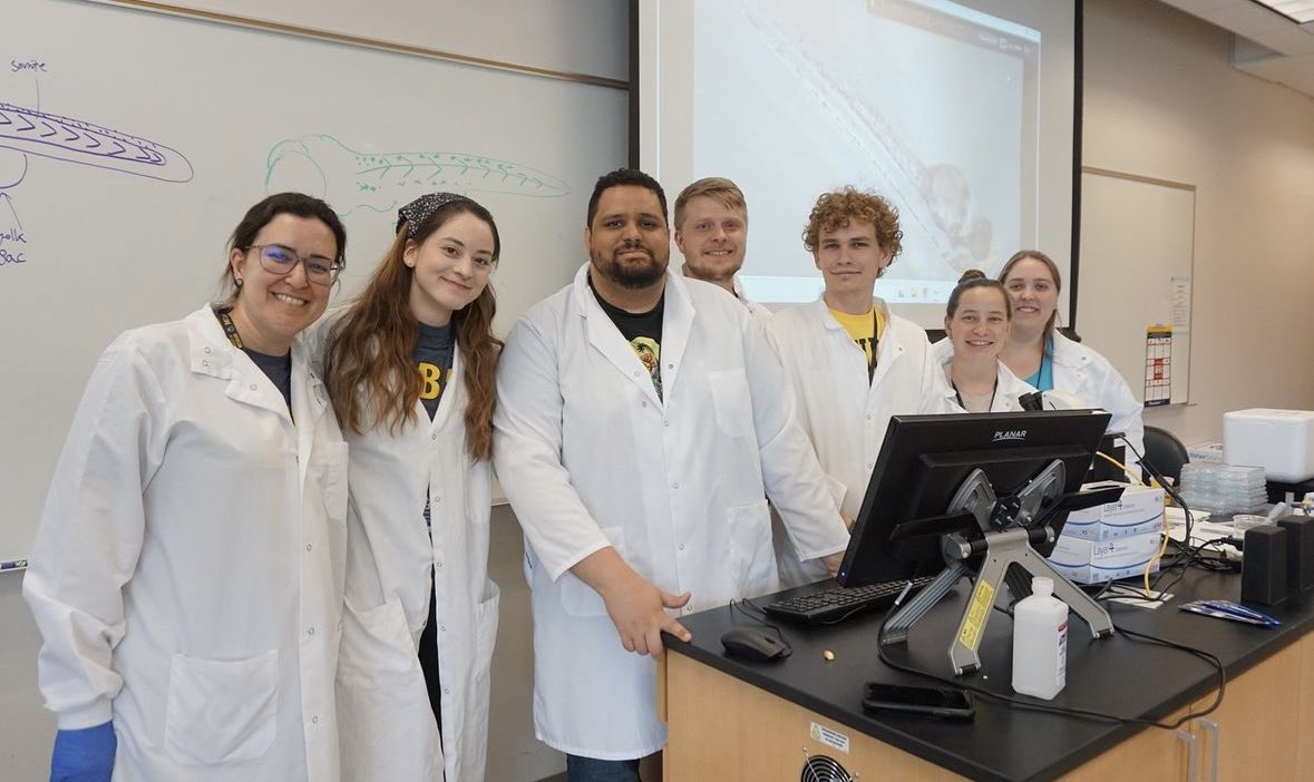 GRozumek's tweet photo. That wraps up Year 🔟 of Developing Future Biologists! #DFB2024 was absolutely amazing 🤩 I’m so grateful for all the incredible students & instructors I’ve been able to work with & I’m excited to see what the future holds for these aspiring scientists!! 🙌🏻 @DFB_UM https://t.co/Vm6XdKKqVN