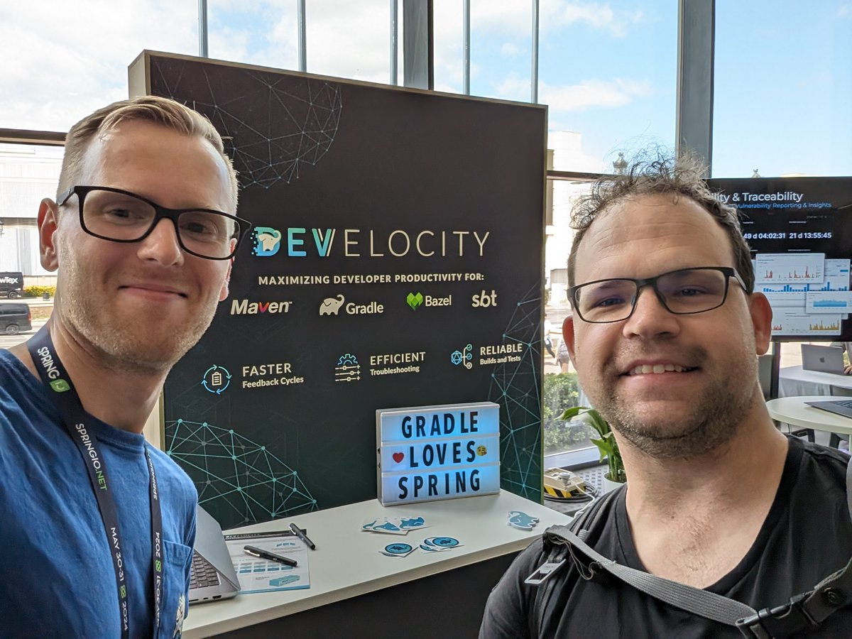 So glad we finally got to meet in person. Until next time! <a href="/starbuxman/">Josh Long</a> <a href="/spring_io/">Spring I/O</a> #springio24 🐘❤️🍃