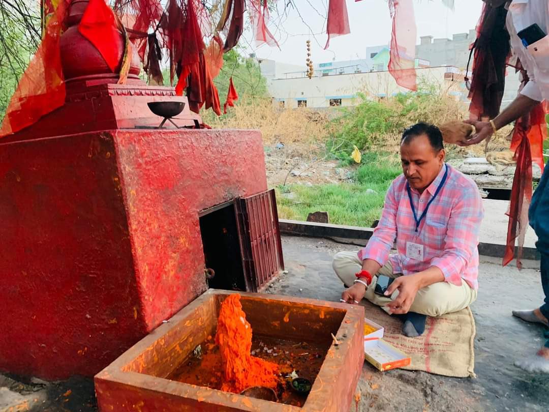 Pinky209E's tweet image. उम्मीदों के उम्मेद 
जय हो विजय हो
#विजय_भव
#जय_वीरबजरंगबली_हनुमान
@UmmedaRamBaytu

#ElectionCounting #Barmer