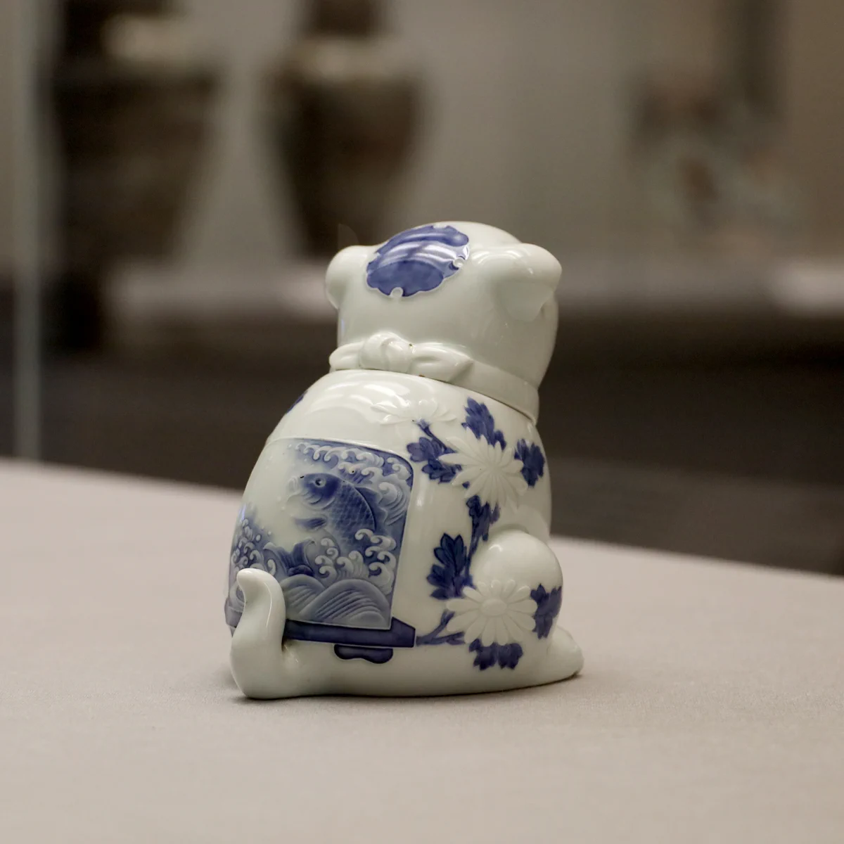 2156 平戸祐祥　染付花草　三足香炉 東京国立博物館 広報室 on X: 