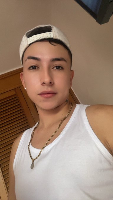 Me veo tierno. 😋😈🍑 Rt. https://t.co/DMYu7Wt9fC