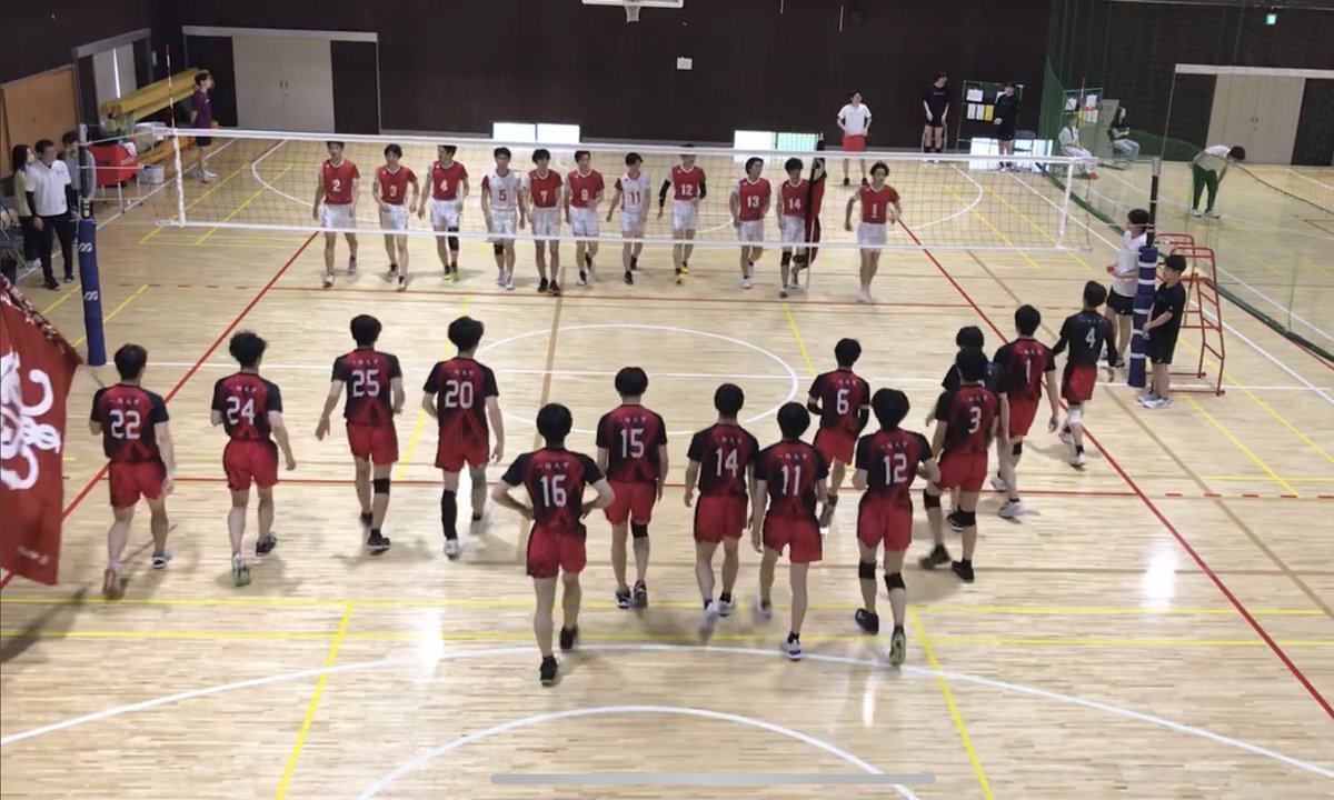 6月2日に春季リーグ順位決定戦が行われました。
一橋大学vs成蹊大学
0-2（23-25,18-25）
たくさんの応援ありがとうございました！