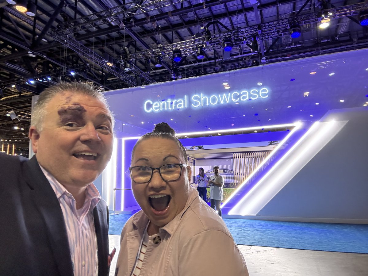 Here we go! <a href="/lizkmiller/">Liz Miller</a> and I had a lot of fun recording a tour of the Central Showcase for <a href="/SAP/">SAP</a>'s internal all-hands call live from Sapphire.

If you're at Sapphire, be sure to check it out!

#CIO #CX #EX #EnSW #ERP #SAPSapphire