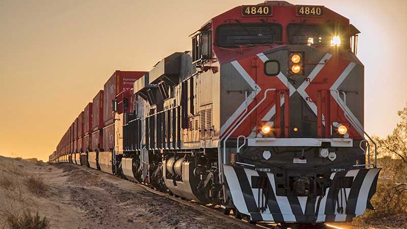 Ferromex toma la delantera en el movimiento de carga de enero a abril

mexicoxport.com/ferromex-toma-…

#ANAM #CargaFerroviaria #CartaPorte #ComercioExterior #EconomíaMexicana #Exportaciones #Importaciones #Logística #MéxicoyEstadosUnidos #Mexicoxport #SAT #TMEC #TrenMaya