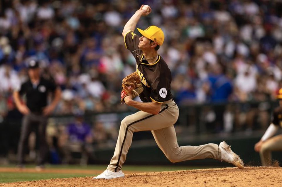 ander_beisbol1's tweet photo. Se espera que mañana debute Adam Mazur (prospecto #5) con los #letsgopadres .
Este derecho tiene 4-3 y 3.86 ERA entre Doble A y Triple A, Mazur fue la segunda selección de los Padres en el #MLBDRAFT2022.
#MLB https://t.co/K1szeC0Jqs