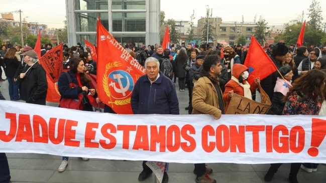 gpattonchile's tweet photo. Pregunta para el PC...

Qué harán cuando la clase trabajadora a la cual dicen representar sea reemplazada por máquinas e IA?

Situación cada vez más cercana..

Van a empezar una lucha de clases contra la IA y las máquinas?

Fin

#PartidoComunista #boric #jadue #rettig https://t.co/augDG0QHJb