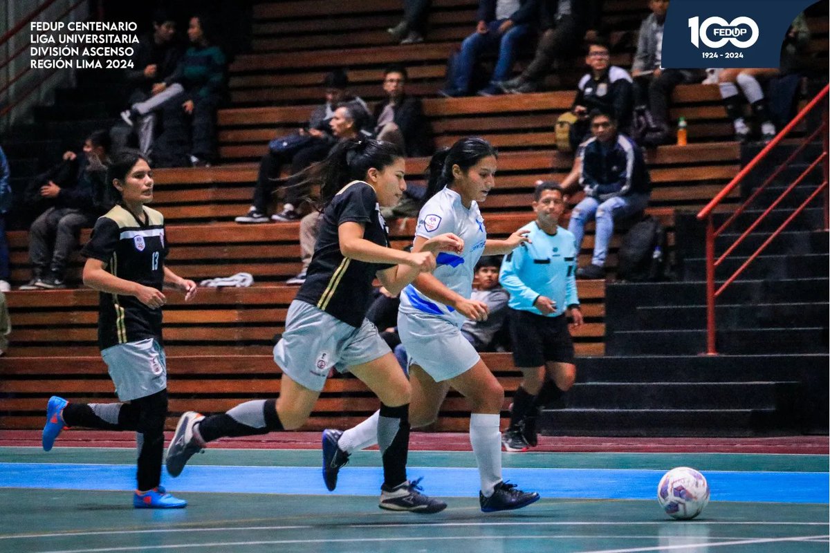 perufedup's tweet photo. ¡VICTORIA EN CASA! 🏆🔥⚽️
La #UNI venció 2-1 la #UCSUR en la tercera fecha de la FEDUP Centenario Liga Universitaria de Futsal Damas  División Ascenso Región Lima 2024. 🔝

📸 @angelligr24

FEDUP, 100 años promoviendo el deporte universitario 💙❤️ https://t.co/6VkCAqAC66