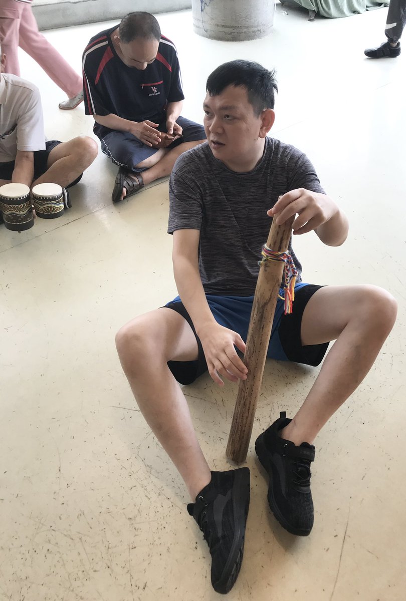 HuangTaiwanorff's tweet photo. 【非洲音樂舞蹈療癒課】非洲森林狂想曲

傳統上，非洲文化的能量大多藉著舞蹈來表達出最深刻的非洲社會價值，包括：對祖靈地尊重、對彼此的支持與傾聽，這些意義與台灣原民文化有許多相似之處。

上週的音樂舞蹈療癒課，我選擇以「非洲��樂與舞蹈為主題」 https://t.co/r24XdjwYcd