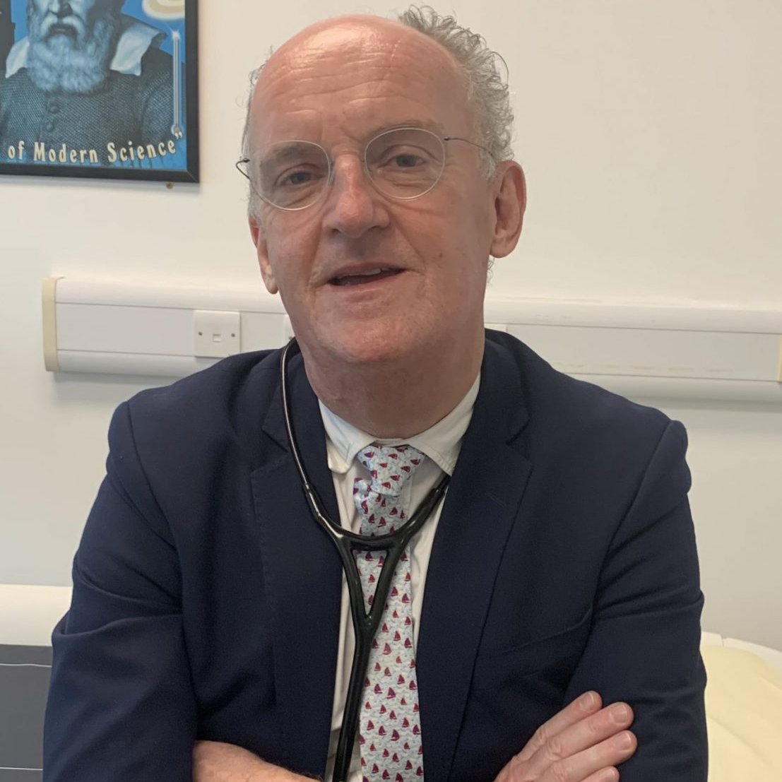 1/2 Prof. Declan Lyons was recently appointed as the new Research Director for HSE Mid West. This is part of the HSE's move to establish dedicated research directorates across the country's 6 health regions.
➡️bit.ly/3V998nJ