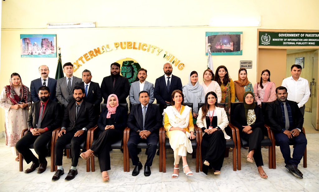 epwing_official's tweet photo. 🔸Orientation Session for Maldives’ Media Delegates at the External Publicity Wing, Ministry of Information and Broadcasting
#EpWing #MediaDelagtion https://t.co/UMApbHv9iR