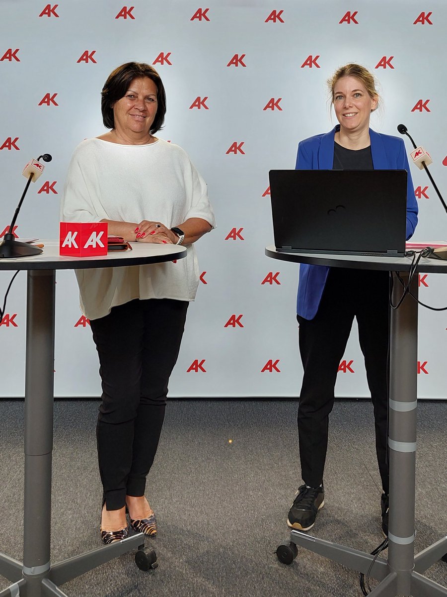 Arbeiterkammer's tweet photo. AK Präsidentin @renate_anderl hat mit unserer Expertin @ElkeLarcher den aktuellen Nachhilfebarometer präsentiert 👇https://t.co/EDRFJ3ftRV. Die Zahlen sind erschreckend. Jedes zweite Kind nimmt schon #Nachhilfe in Anspruch. 1/4 https://t.co/ukJ7xAaOEC