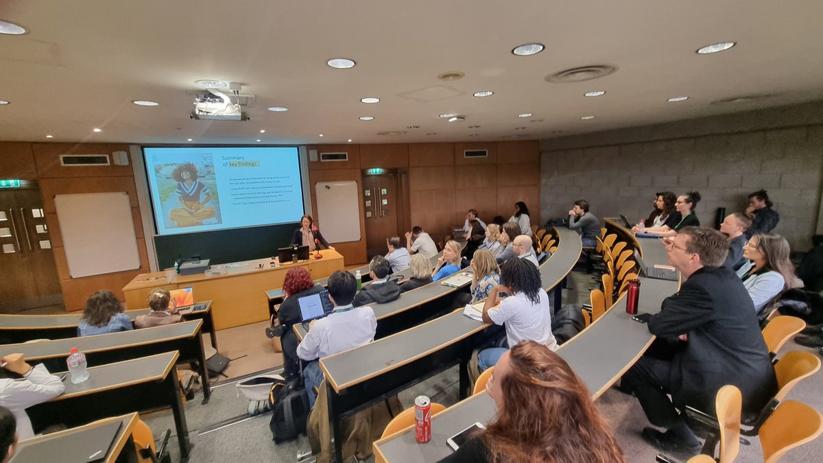 Alexis Whitton tweet media