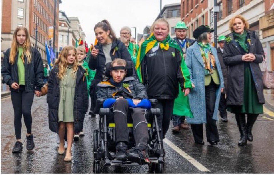 Consul General of Ireland, Manchester (@irlcgmanchester) on Twitter photo It was an honour to have met Rob Burrow and walked with him and his wonderful family in the 2024 Leeds St Patrick’s Day Parade <a href="/StPatsLeeds/">Leeds St Patricks Day Parade</a>. He was an inspiration whose legacy will live on.
Ar dheis Dé go raibh a anam. It was an honour to have met Rob Burrow and walked with him and his wonderful family in the 2024 Leeds St Patrick’s Day Parade <a href="/StPatsLeeds/">Leeds St Patricks Day Parade</a>. He was an inspiration whose legacy will live on.
Ar dheis Dé go raibh a anam.