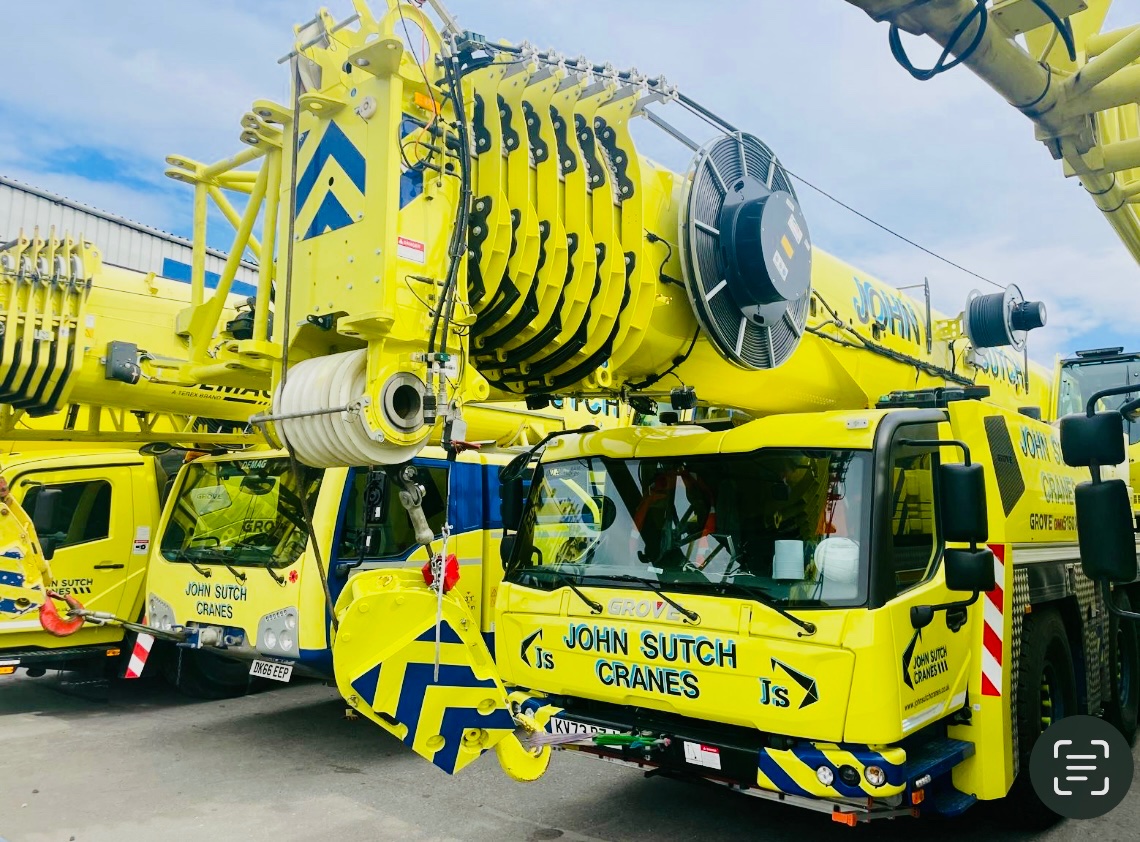 johnsutchcranes's tweet image. At John Sutch Cranes, we pride ourselves on offering top-notch equipment from industry leaders like Liebherr, Tadano, Demag, and Grove. Whether it's a small project or a large-scale job, we've got you covered! #JohnSutchCranes #CraneFleet #Liebherr #Tadano #Demag #Grove
