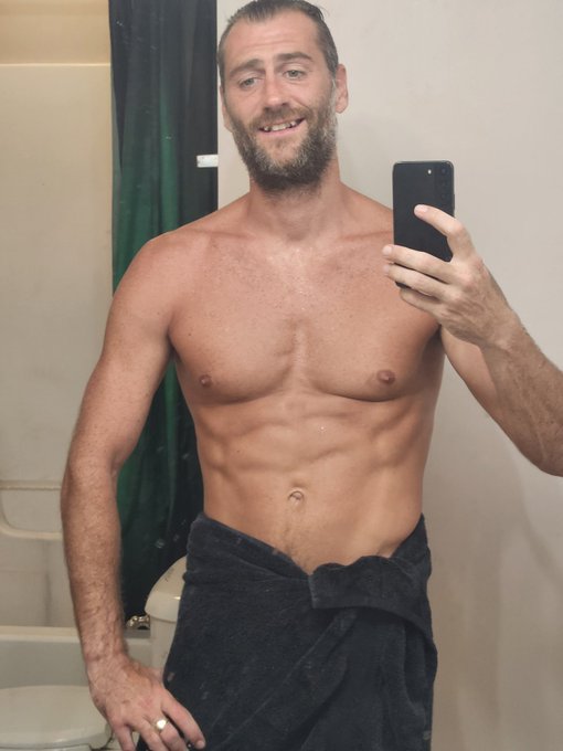 Just got done doing a show on cb now I need to get going to the gym. Im a little worn out https://t.<a href="/tag/fitness"class="tags"><span>#fitness</span></a>