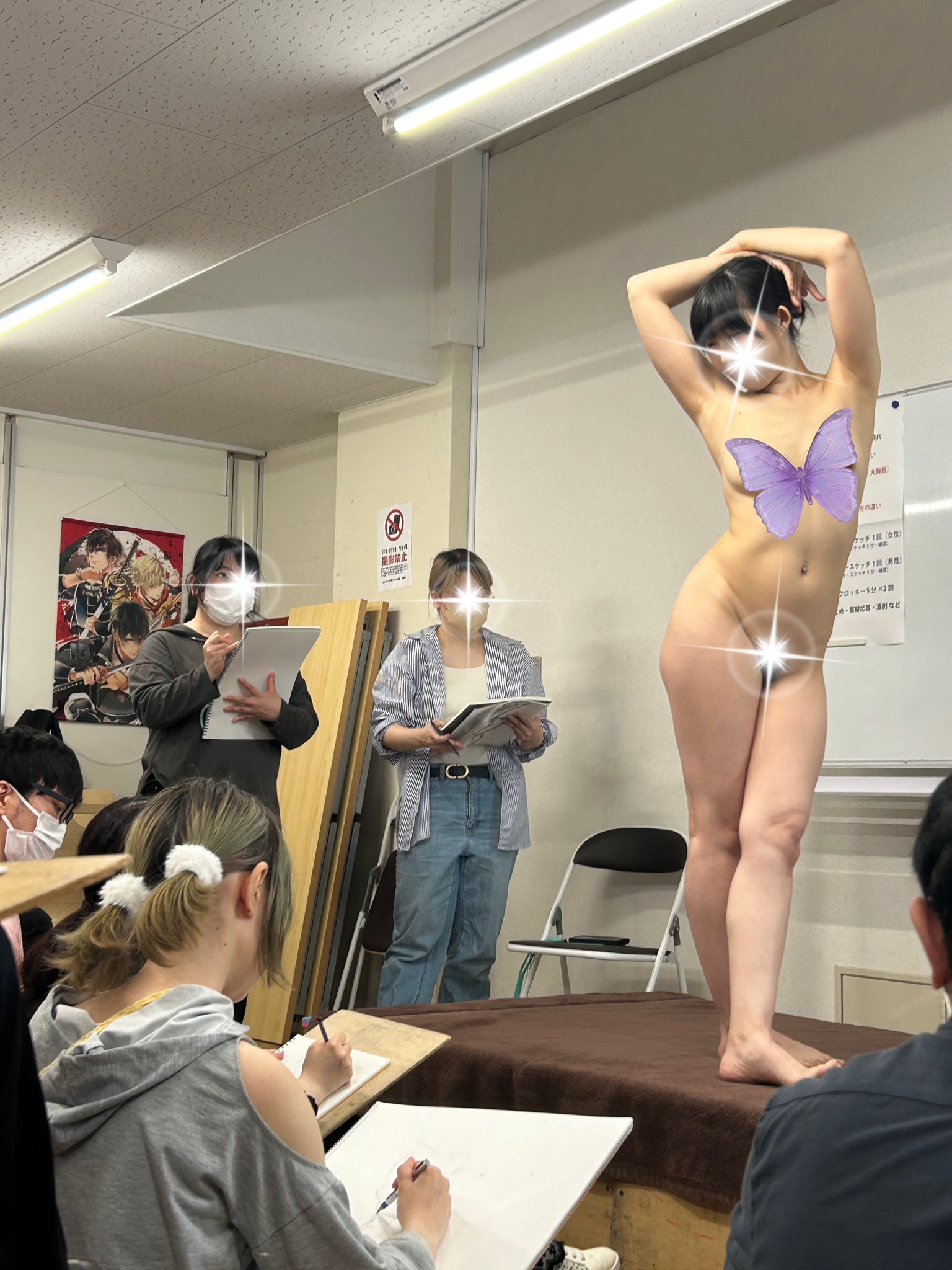 美術　ヌード　モデル　解剖学 