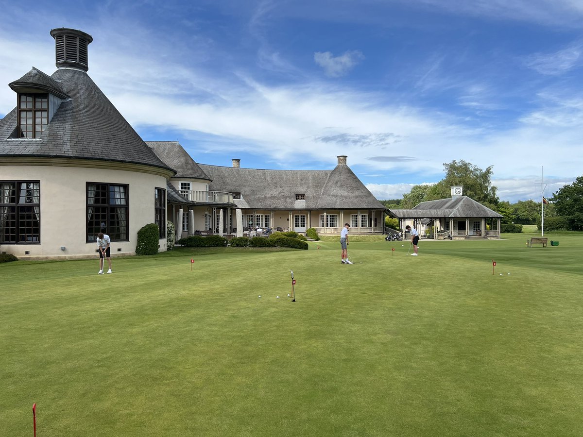 Ashville Sport (@sportashville) on Twitter photo Huge thanks to our friends <a href="/GsalSport/">GSALSport</a> for our senior golf match last night. A narrow 2-1 singles loss for our boys but a superb experience playing at the outstanding <a href="/AlwoodleyGC/">Alwoodley Golf Club</a> πποΈββοΈ <a href="/AshvilleCollege/">Ashville, Harrogate</a> Huge thanks to our friends <a href="/GsalSport/">GSALSport</a> for our senior golf match last night. A narrow 2-1 singles loss for our boys but a superb experience playing at the outstanding <a href="/AlwoodleyGC/">Alwoodley Golf Club</a> πποΈββοΈ <a href="/AshvilleCollege/">Ashville, Harrogate</a>