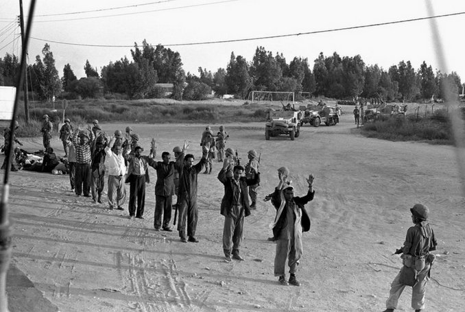 parameteoros's tweet photo. #NaksaDay #GazaGenocide‌
Στις 5 Ιουνίου 1967, οι Σιωνιστές φασίστες αποκάλυψαν σε ολόκληρο τον κόσμο το επιθετικό, επεκτατικό τρομοκρατικό τους σχέδιο που βασίζεται στην εθνοκάθαρση των αυτόχθονων πληθυσμών, στη λεηλασία της γης τους &amp; στην κλοπή της κληρονομιάς τους. > https://t.co/jKgLc8xz6a